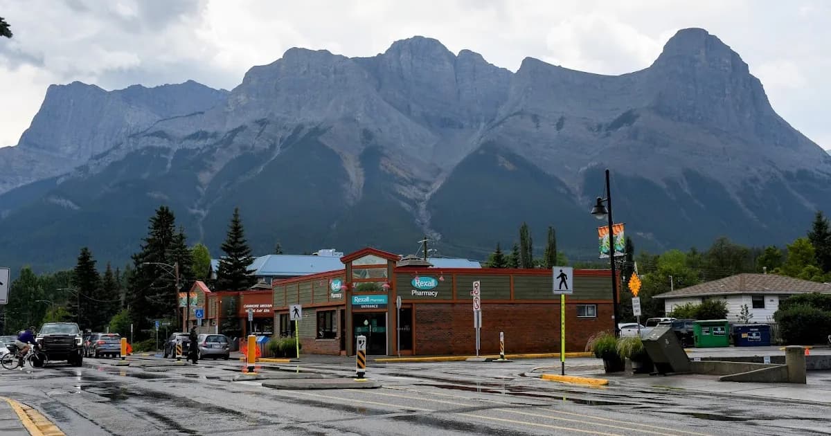 Canadian Rockies - Canadian Rocky Mountains landscape